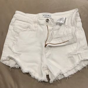 EUC Studio Blue white denim distressed shorts